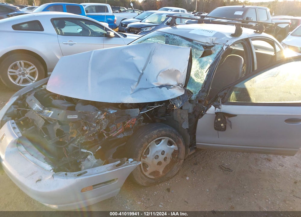 2000 SATURN SL1 VIN: 1G8ZH5287YZ184581