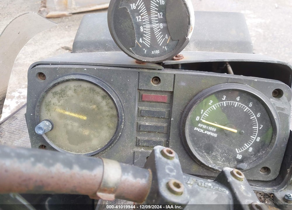 1989 POLARIS INDY 500 CLASSIC VIN: 09006642745133