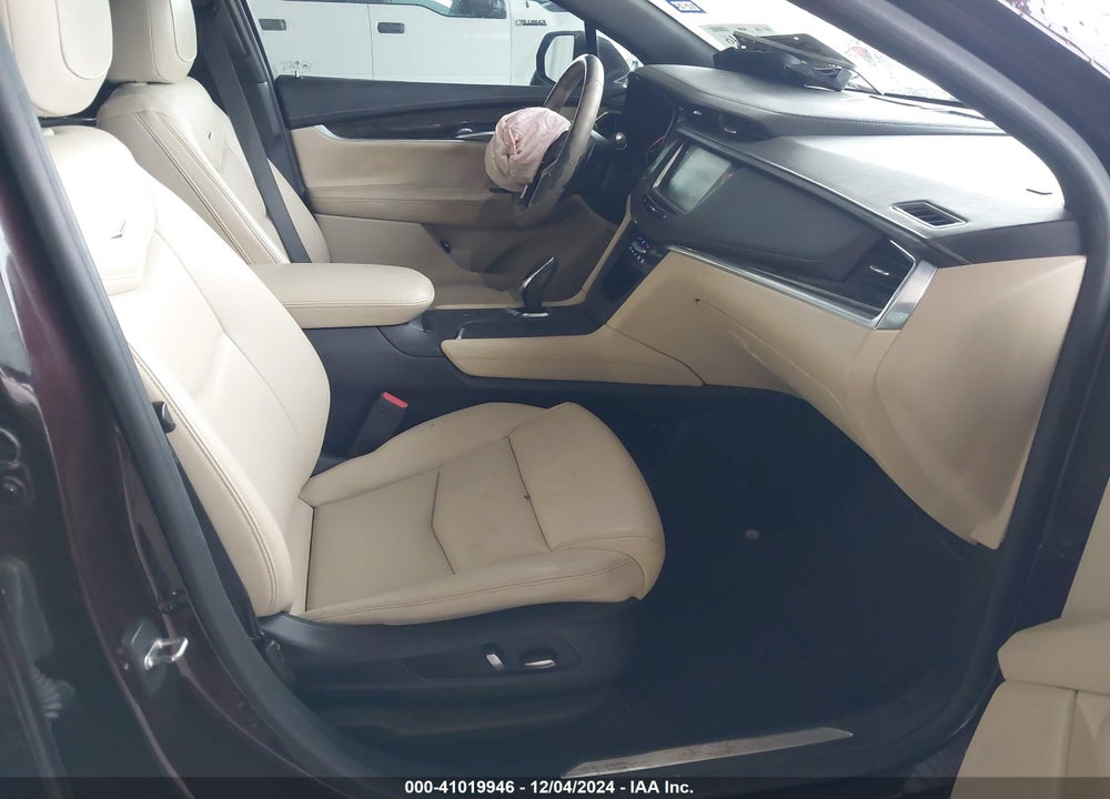 2018 CADILLAC XT5 VIN: 1GYKNARS3JZ128633