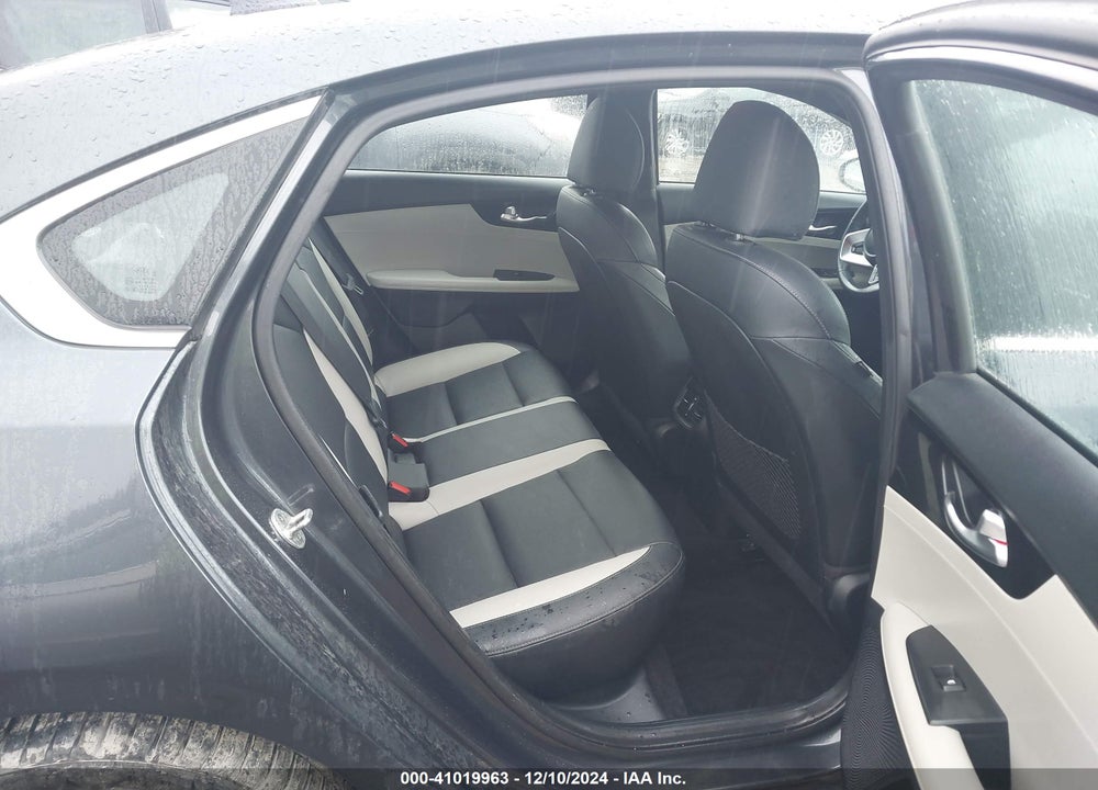 2019 KIA FORTE EX VIN: 3KPF54AD2KE028414