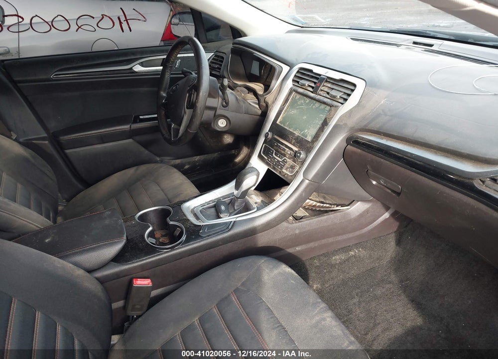 2016 FORD FUSION SE VIN: 3FA6P0HDXGR190113