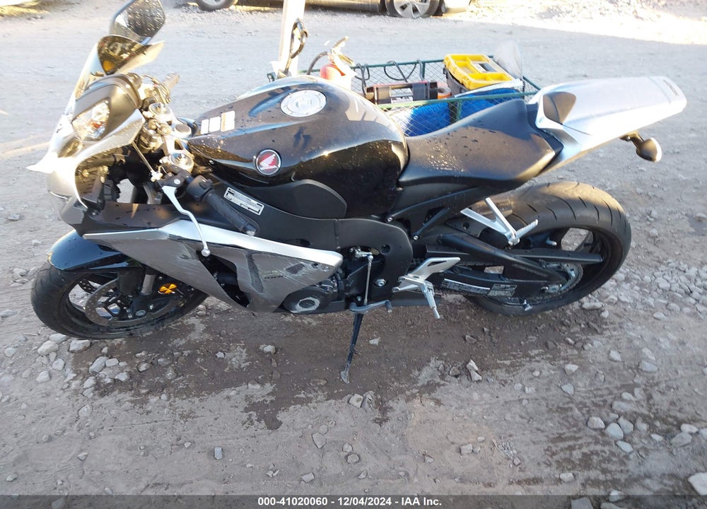 2008 HONDA CBR1000 RR VIN: JH2SC590X8M003385