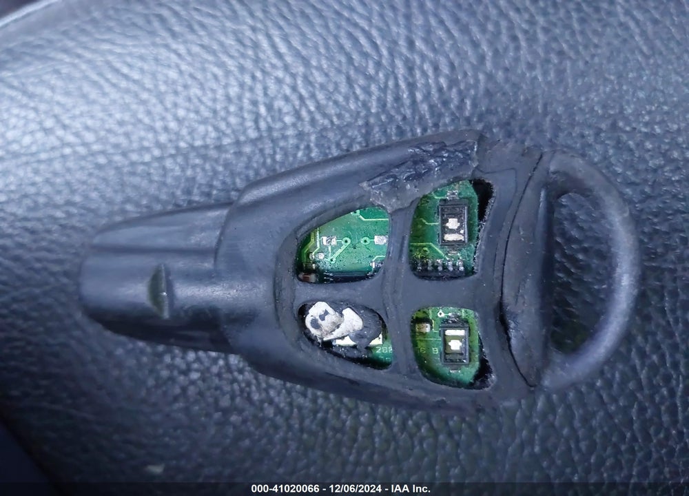 2008 SAAB 9 3 VIN: YS3FB49YX81124859