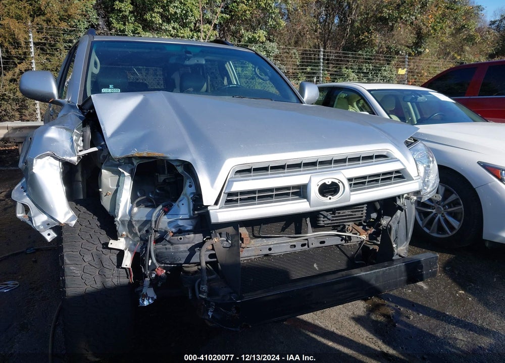 2005 TOYOTA 4RUNNER LIMITED V8 VIN: JTEBT17R050047428