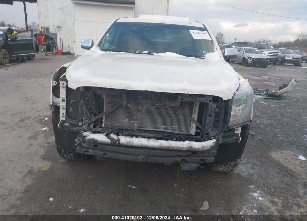 2015 GMC YUKON DENALI VIN: 1GKS2CKJ9FR711148