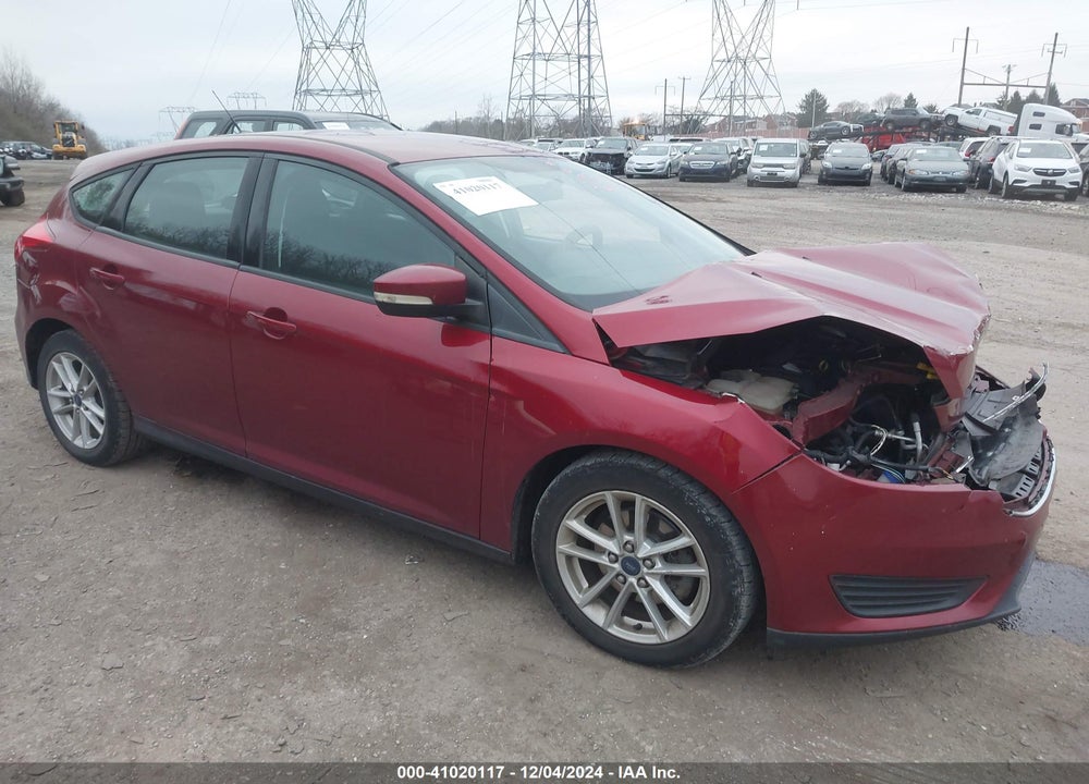 2015 FORD FOCUS SE VIN: 1FADP3K29FL381325