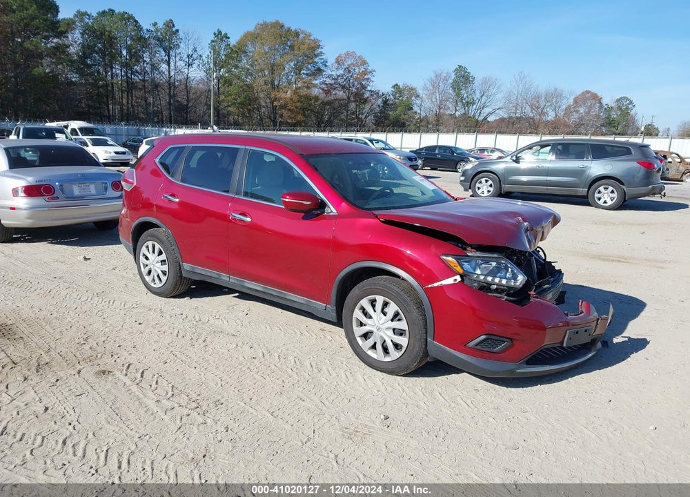 2015 NISSAN ROGUE S VIN: 5N1AT2ML4FC913813