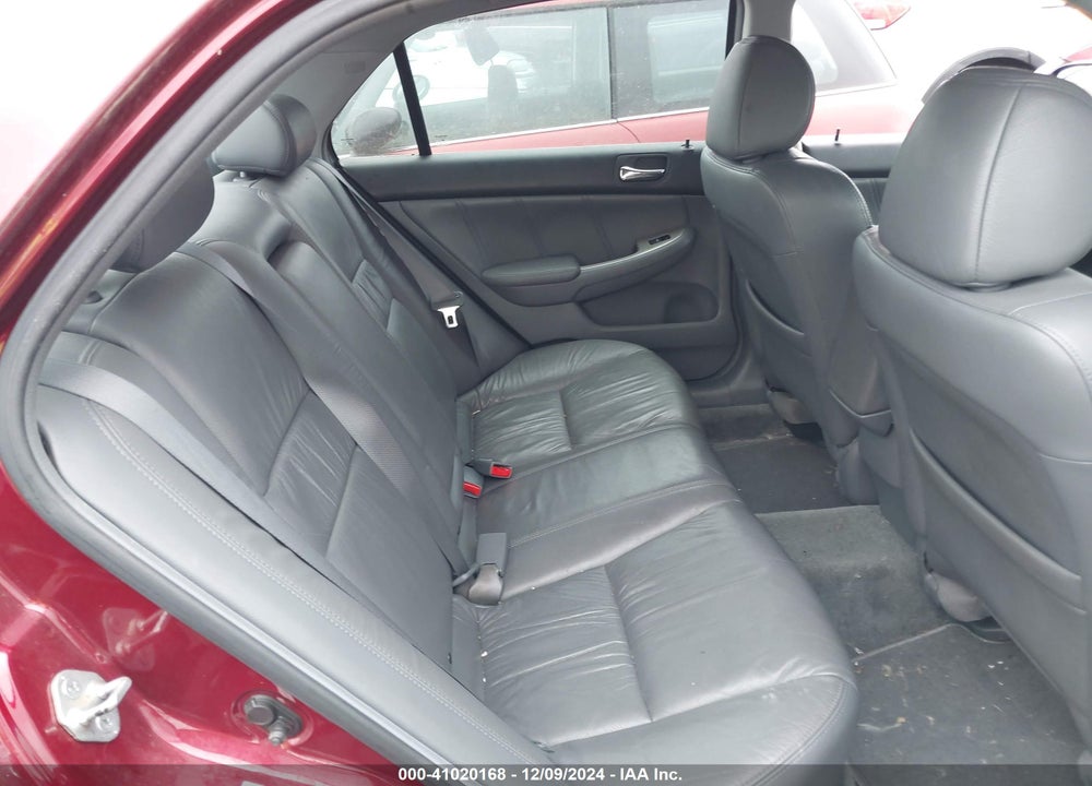 2005 HONDA ACCORD 3.0 EX VIN: 1HGCM66555A067929