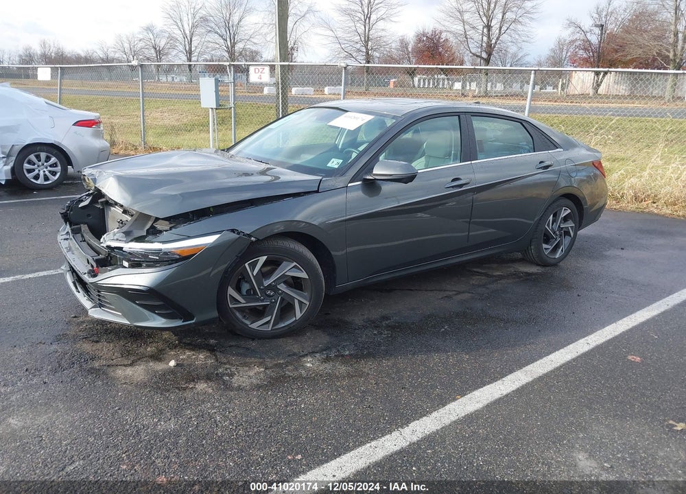 2024 HYUNDAI ELANTRA VIN: KMHLP4DG2RU637447