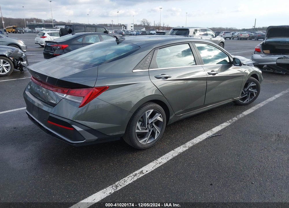 2024 HYUNDAI ELANTRA VIN: KMHLP4DG2RU637447