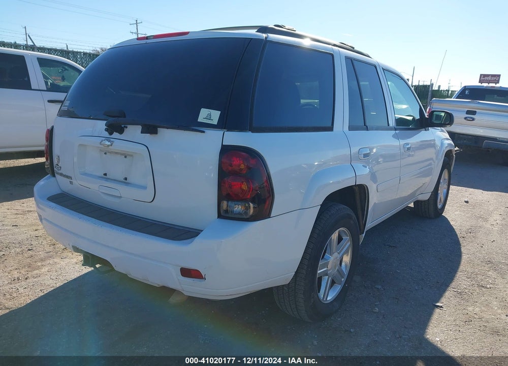 2007 CHEVROLET TRAILBLAZER LT VIN: 1GNDS13S272215027