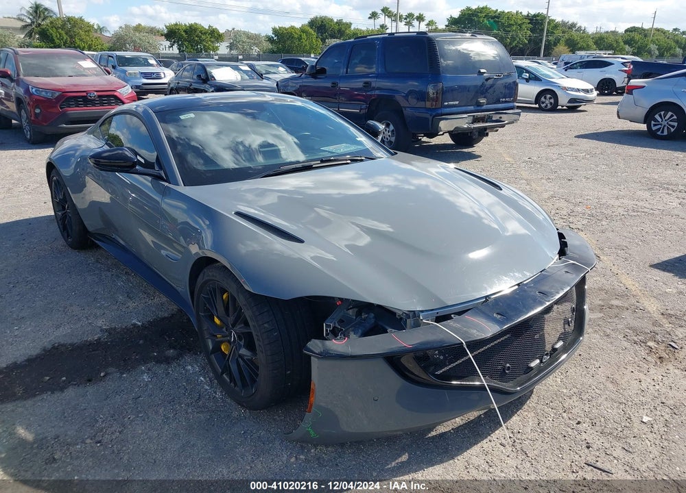 2021 ASTON MARTIN VANTAGE AUTOMATIC VIN: SCFSMGAW0MGN05561