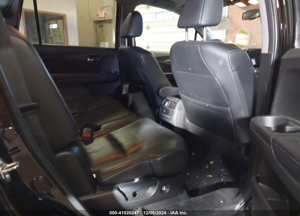 2018 HONDA PILOT EX-L VIN: 5FNYF6H57JB009964