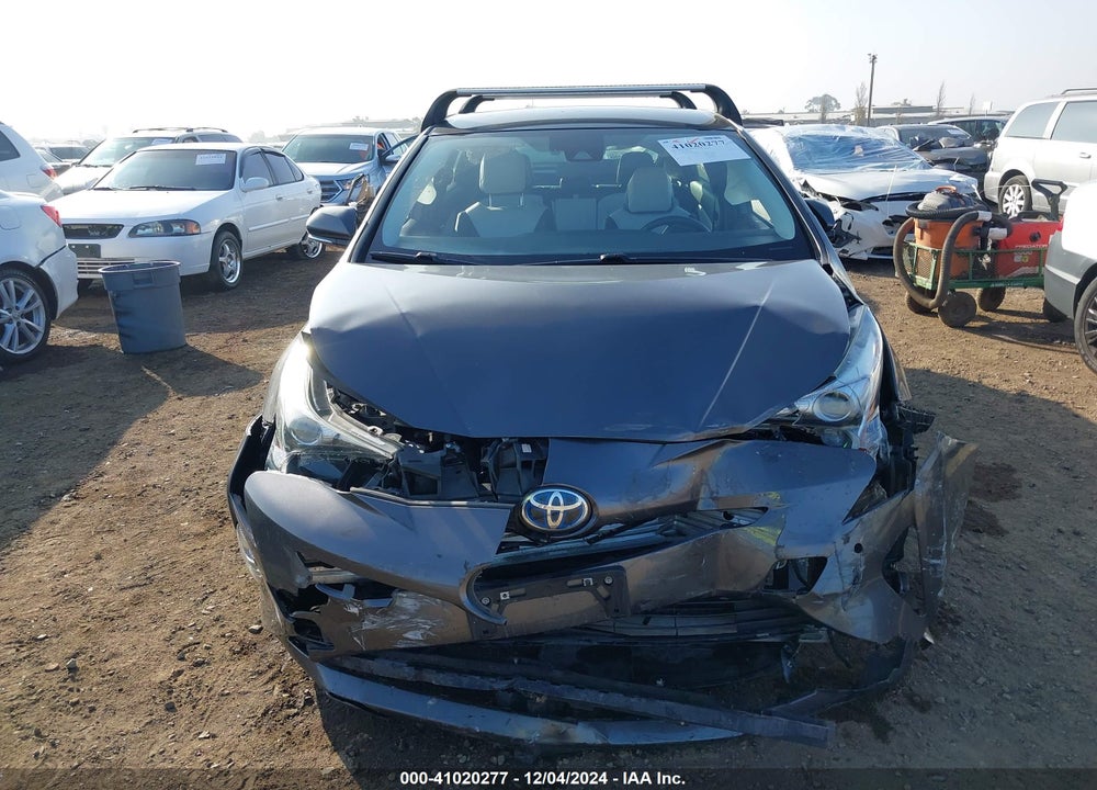 2018 TOYOTA PRIUS THREE TOURING VIN: JTDKARFU8J3546467