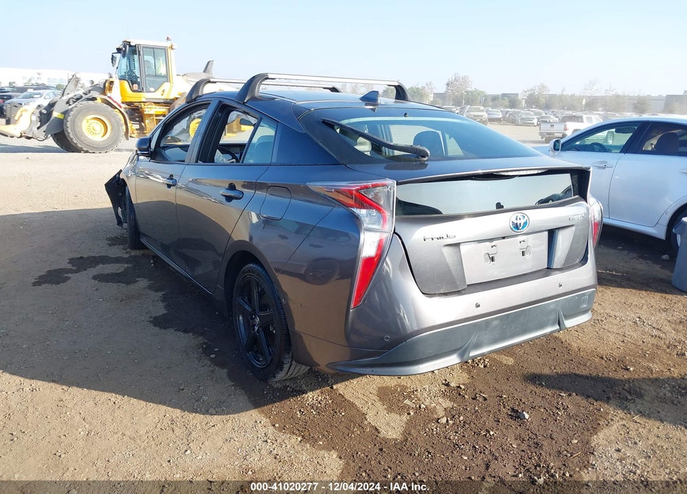2018 TOYOTA PRIUS THREE TOURING VIN: JTDKARFU8J3546467