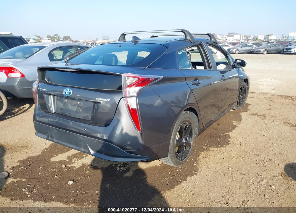 2018 TOYOTA PRIUS THREE TOURING VIN: JTDKARFU8J3546467