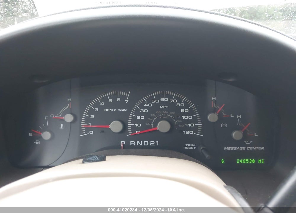 2004 FORD EXPEDITION NBX/XLT VIN: 1FMFU16L94LA94580