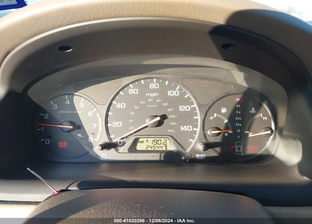 1998 HONDA ACCORD EX VIN: 1HGCG5652WA028525