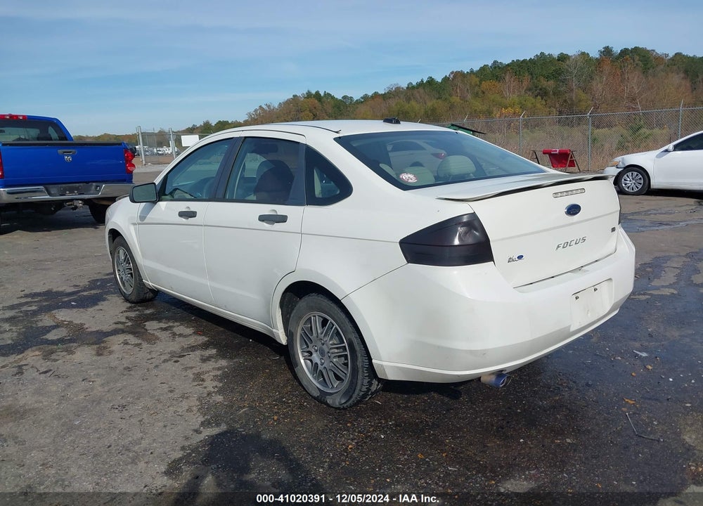 2010 FORD FOCUS SE VIN: 1FAHP3FN8AW198818