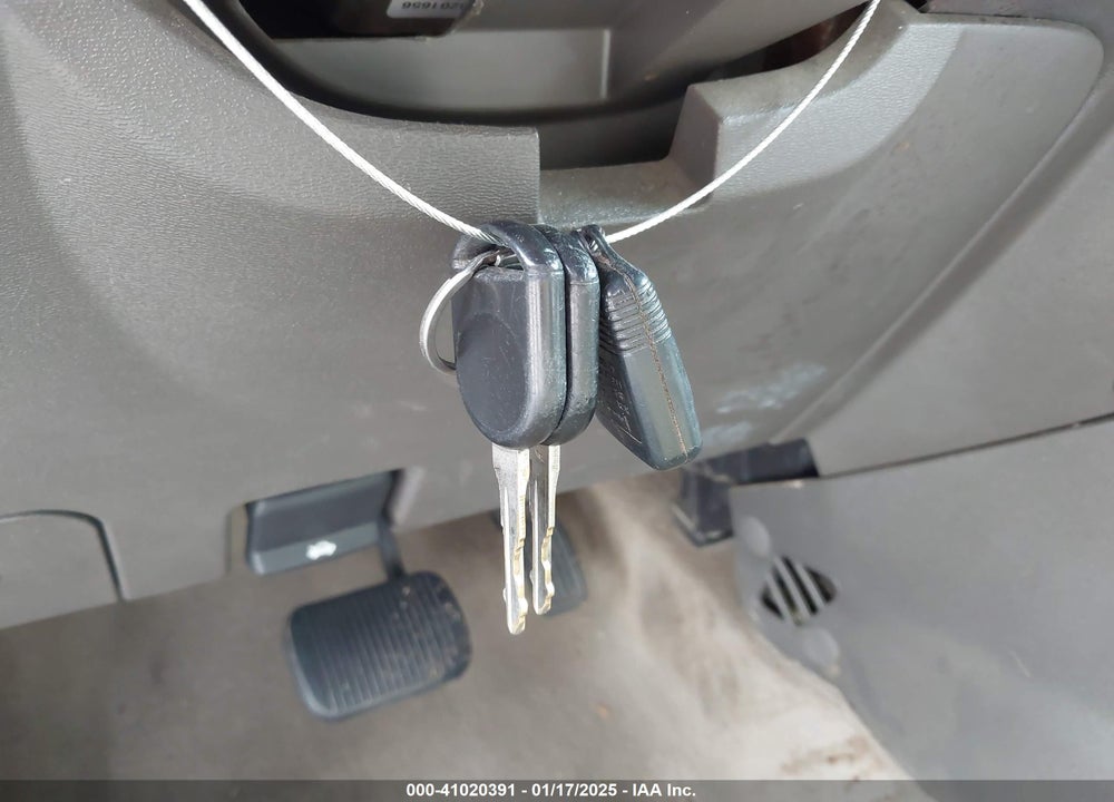 2010 FORD FOCUS SE VIN: 1FAHP3FN8AW198818