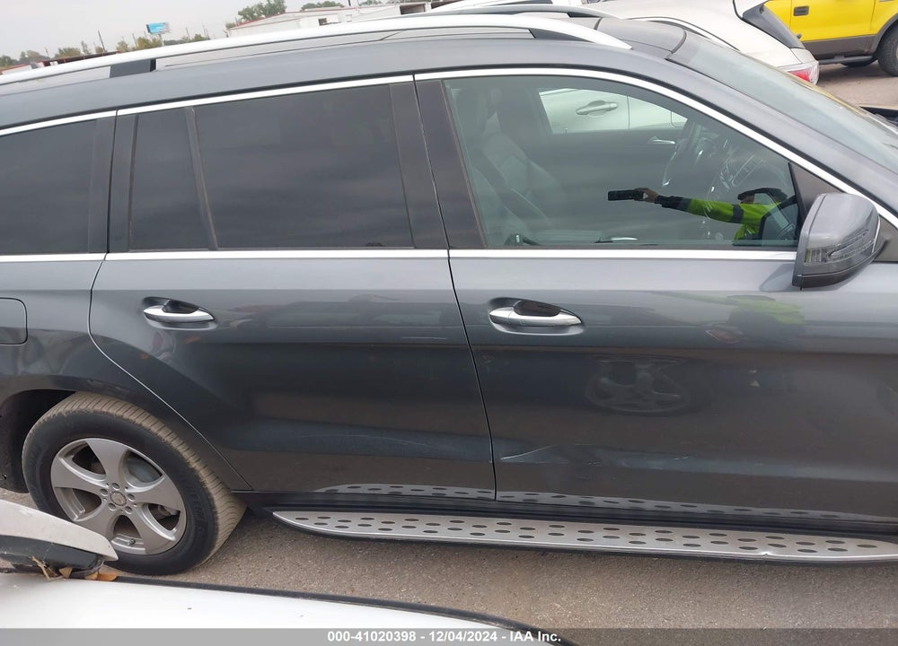 2017 MERCEDES-BENZ GLS 450 4MATIC VIN: 4JGDF6EE8HA828970