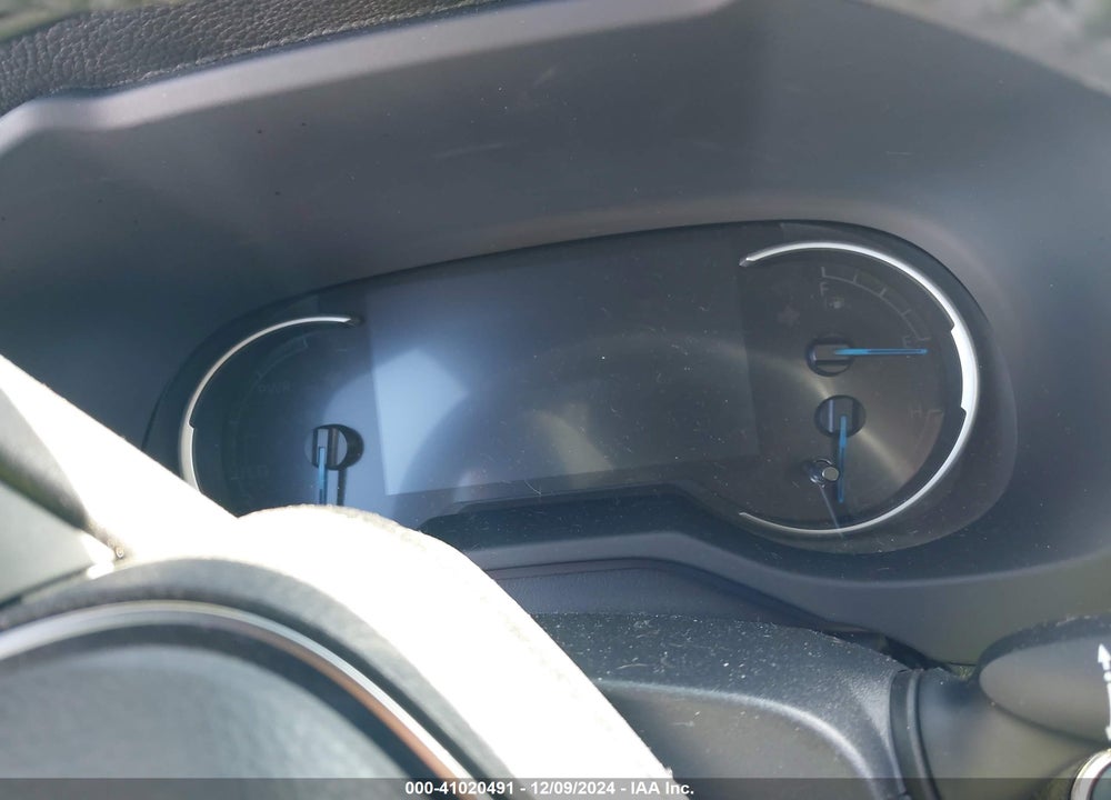 2019 TOYOTA RAV4 HYBRID XSE VIN: JTMEWRFVXKD505289