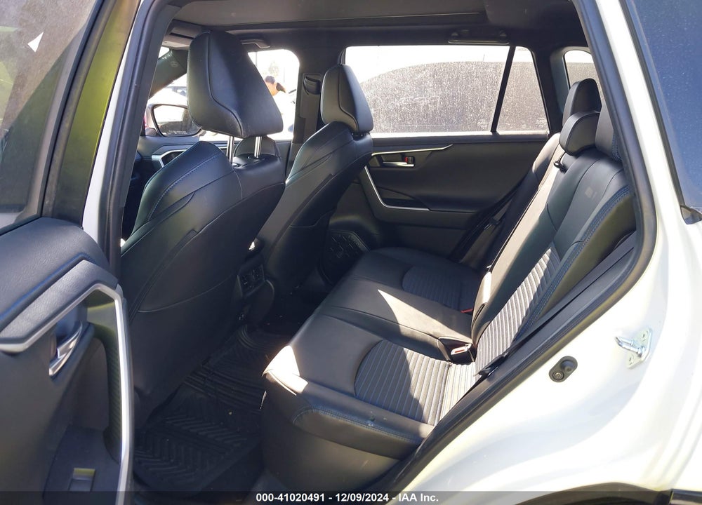 2019 TOYOTA RAV4 HYBRID XSE VIN: JTMEWRFVXKD505289