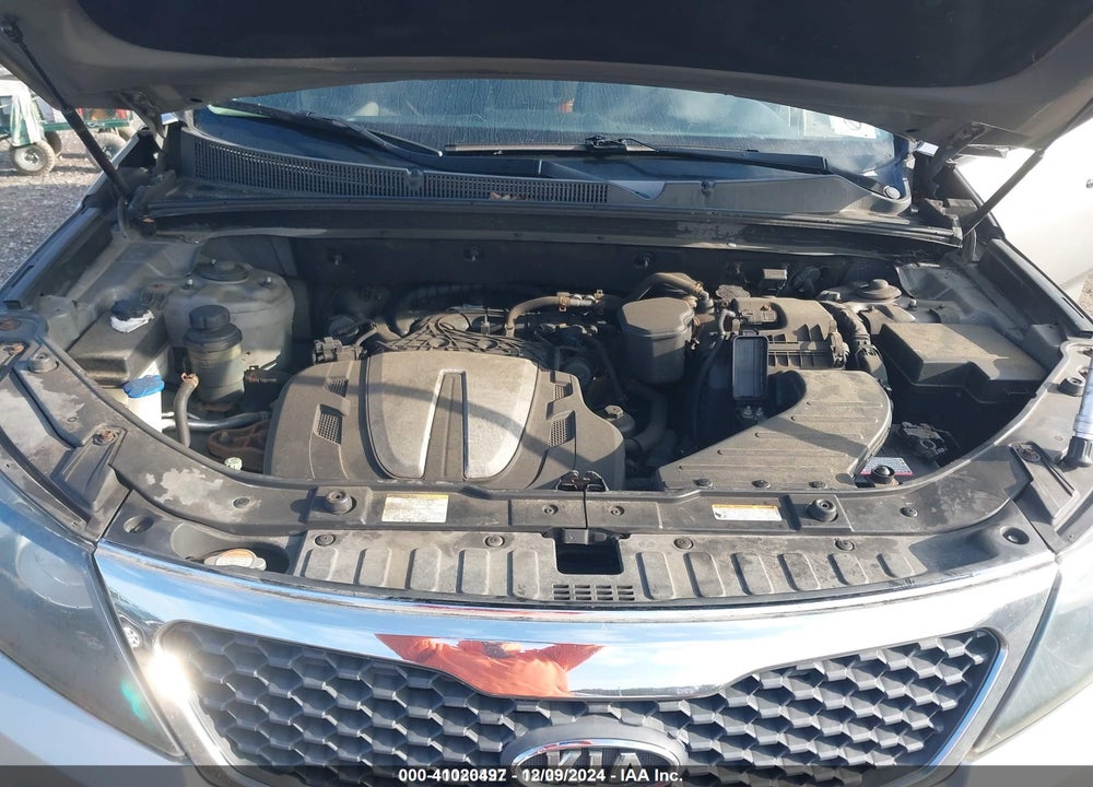 2013 KIA SORENTO VIN: 5XYKTDA2XDG323124