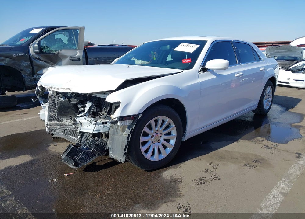 2014 CHRYSLER 300 VIN: 2C3CCAAG2EH228725