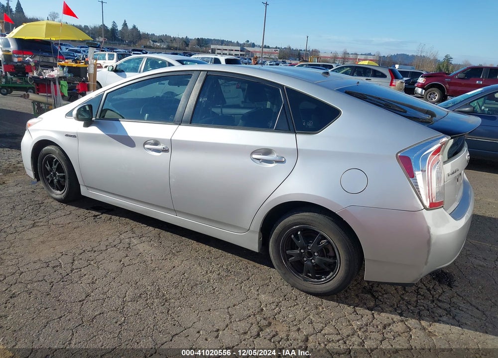 2014 TOYOTA PRIUS VIN: JTDKN3DUXE1816062