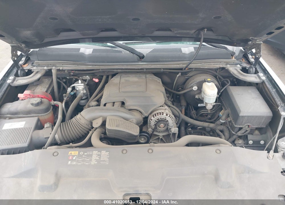 2009 CHEVROLET SILVERADO 1500 LT VIN: 1GCEK24099Z108972