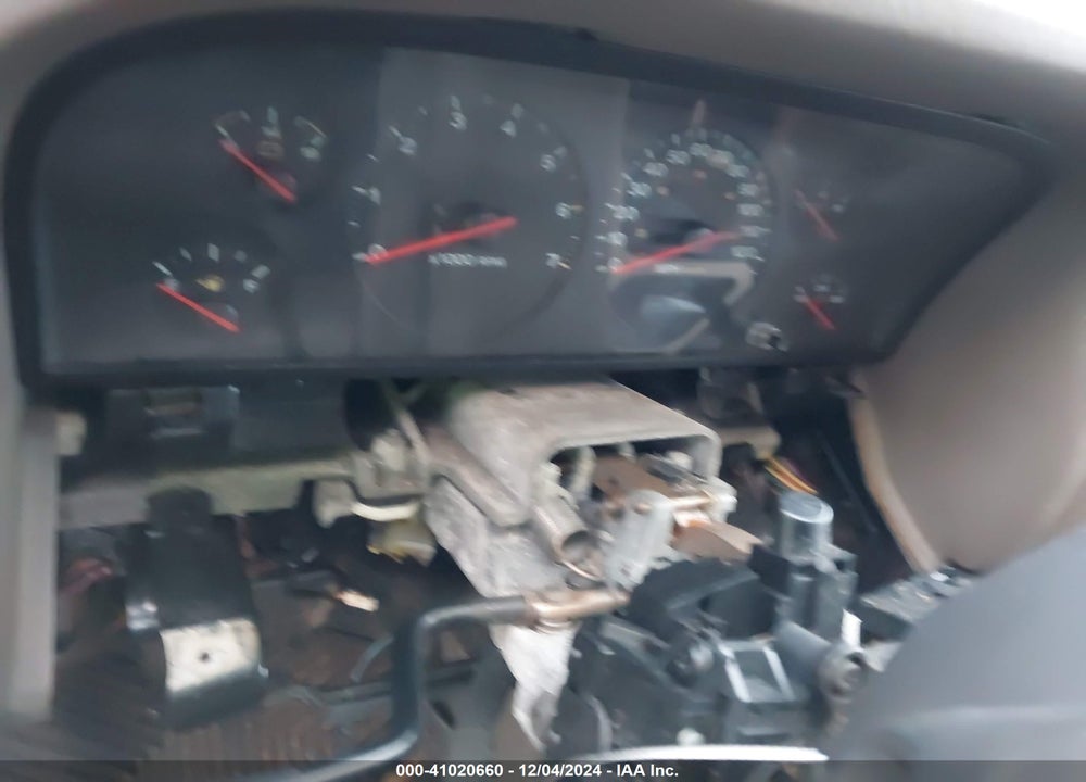 2001 JEEP GRAND CHEROKEE LAREDO VIN: 1J4GX48S41C585151