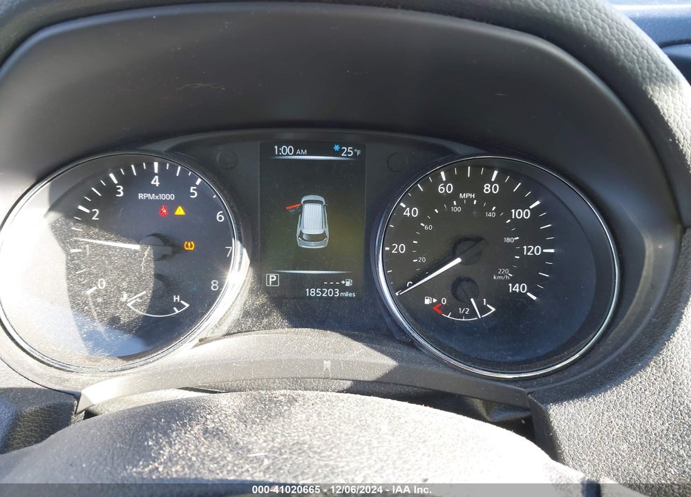 2017 NISSAN ROGUE S VIN: 5N1AT2MT9HC812768
