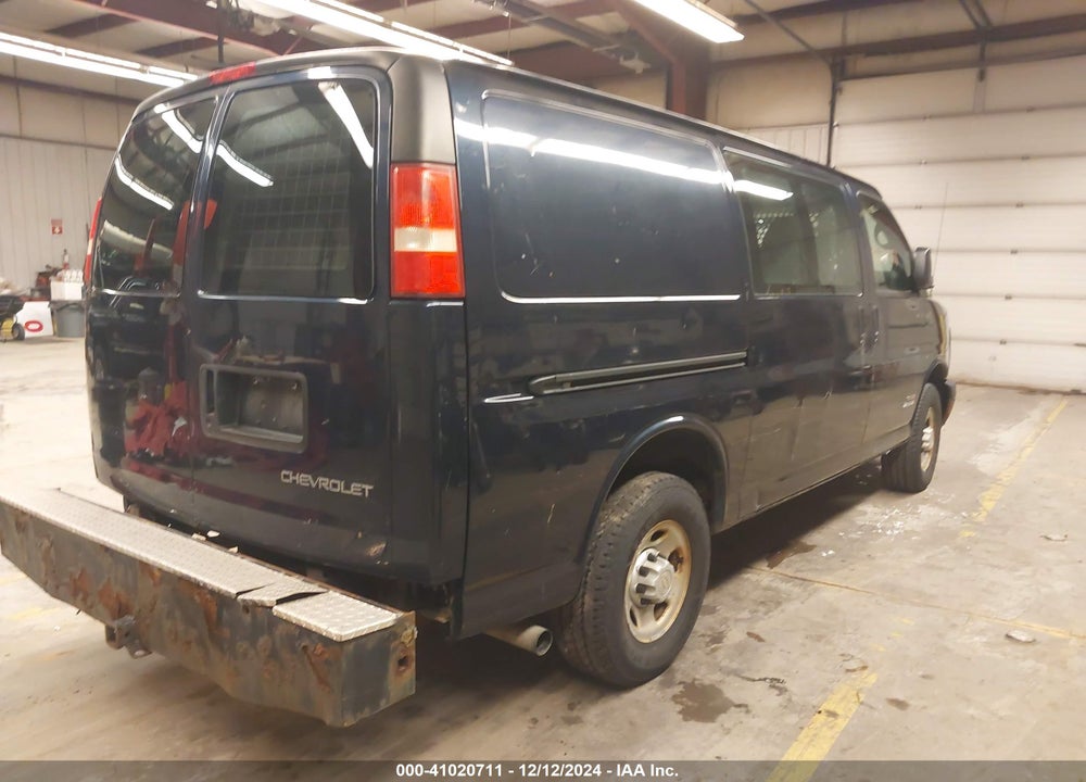 2006 CHEVROLET EXPRESS WORK VAN VIN: 1GCHG352161188766