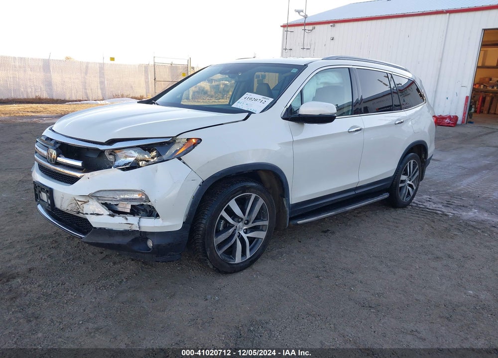2017 HONDA PILOT ELITE VIN: 5FNYF6H00HB009173