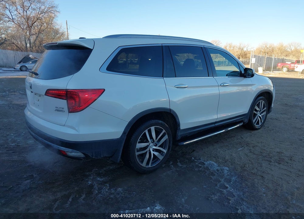 2017 HONDA PILOT ELITE VIN: 5FNYF6H00HB009173