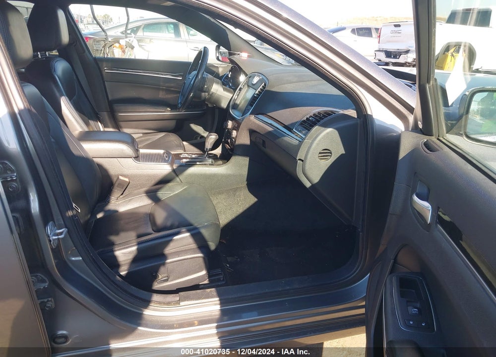 2011 CHRYSLER 300 LIMITED VIN: 2C3CA5CG2BH514905
