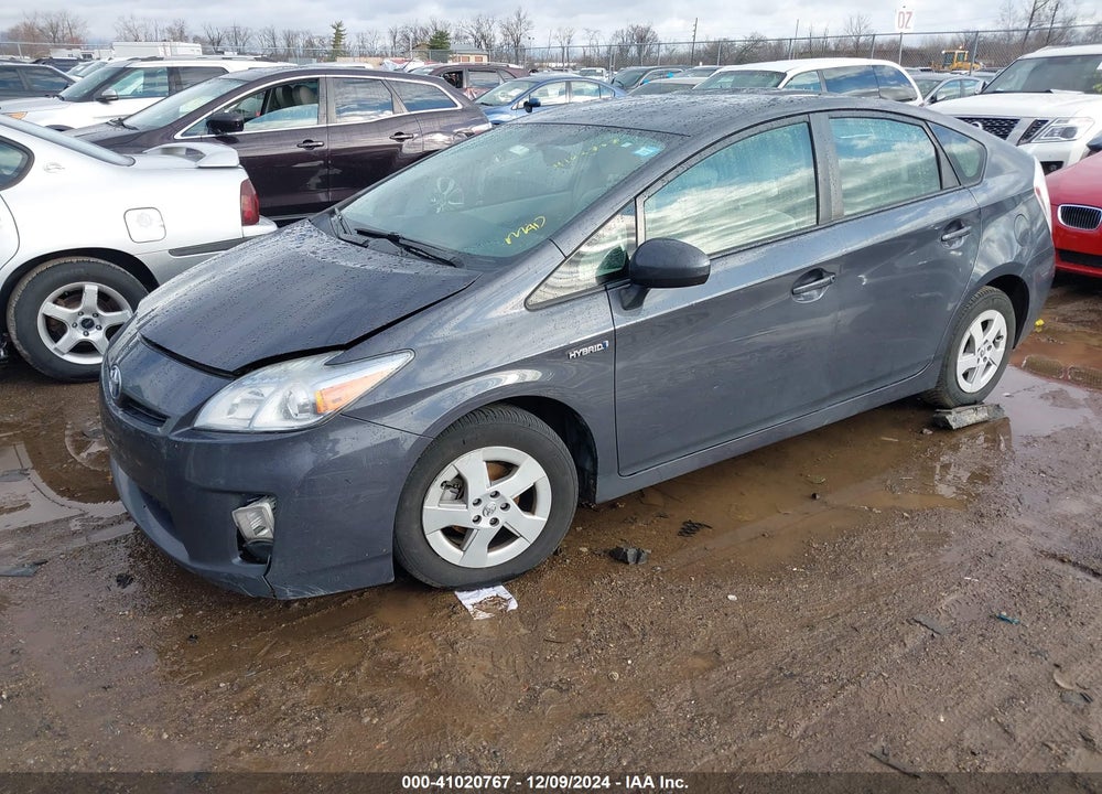 2011 TOYOTA PRIUS TWO VIN: JTDKN3DUXB1448185