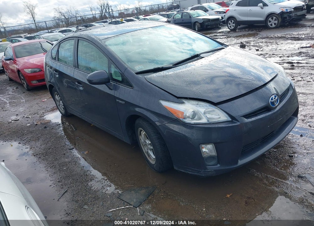 2011 TOYOTA PRIUS TWO VIN: JTDKN3DUXB1448185