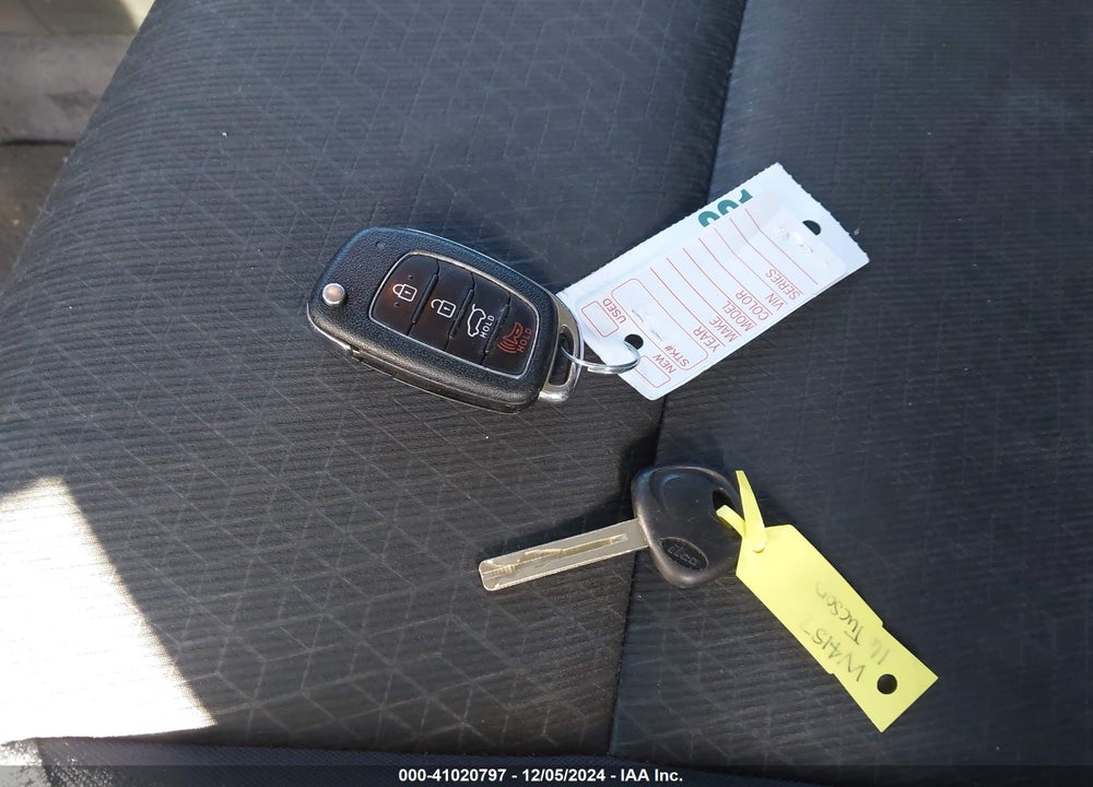 2016 HYUNDAI TUCSON ECO VIN: KM8J3CA26GU042202