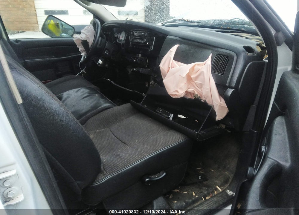 2004 DODGE RAM 1500 ST VIN: 1D7HU18D34J166457