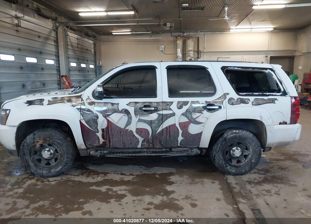 2008 CHEVROLET TAHOE LT VIN: 1GNFK13088R249747