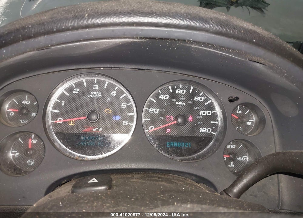 2008 CHEVROLET TAHOE LT VIN: 1GNFK13088R249747