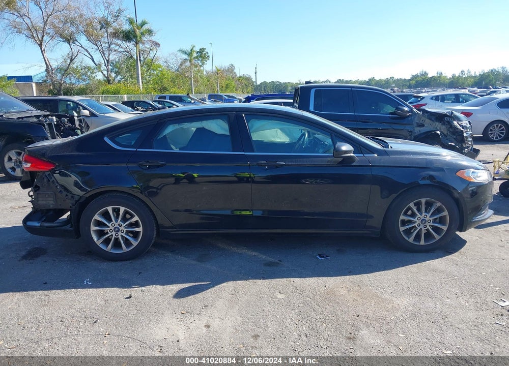 2017 FORD FUSION SE VIN: 3FA6P0H75HR365766