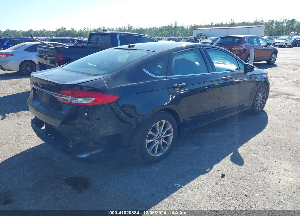 2017 FORD FUSION SE VIN: 3FA6P0H75HR365766