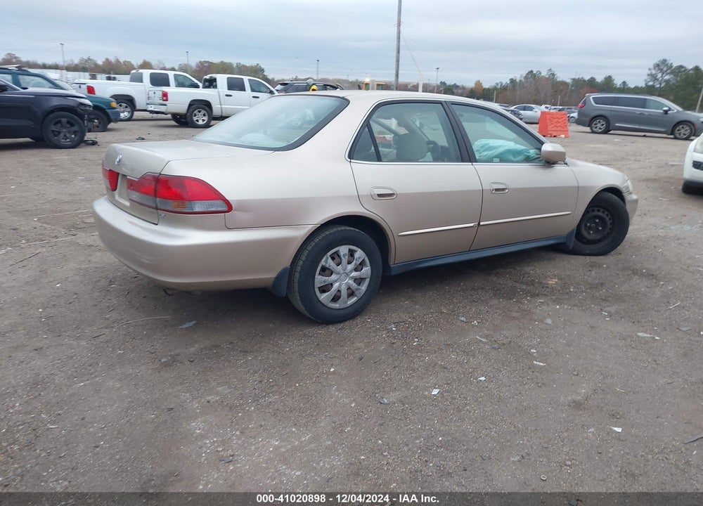 2001 HONDA ACCORD 2.3 LX VIN: 1HGCG56401A040981