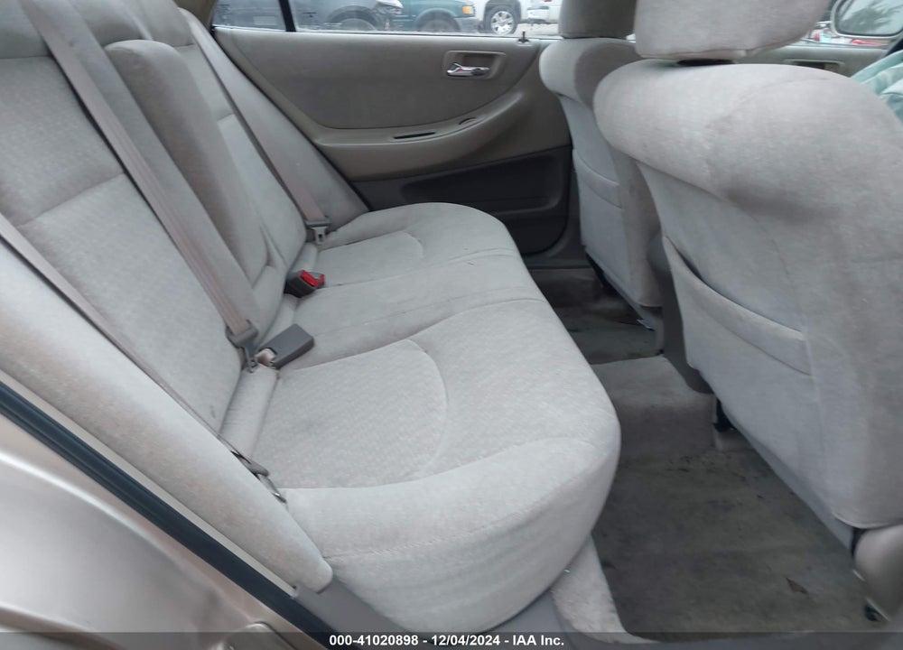 2001 HONDA ACCORD 2.3 LX VIN: 1HGCG56401A040981