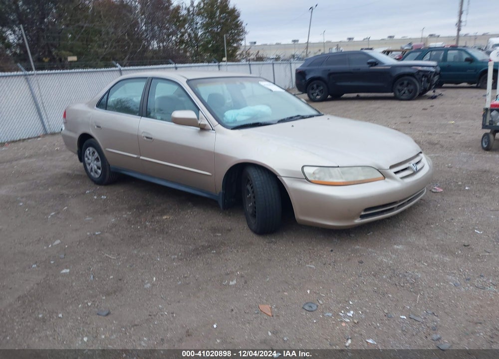 2001 HONDA ACCORD 2.3 LX VIN: 1HGCG56401A040981