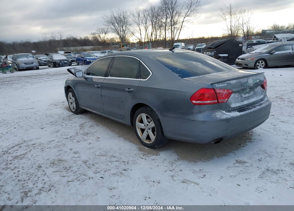 2014 VOLKSWAGEN PASSAT VIN: 1VWBT7A31EC064858