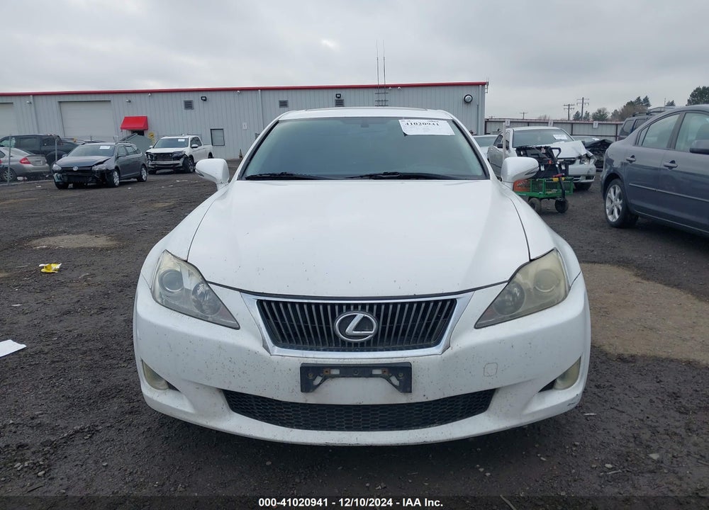 2009 LEXUS IS 250 VIN: JTHCK262895027991